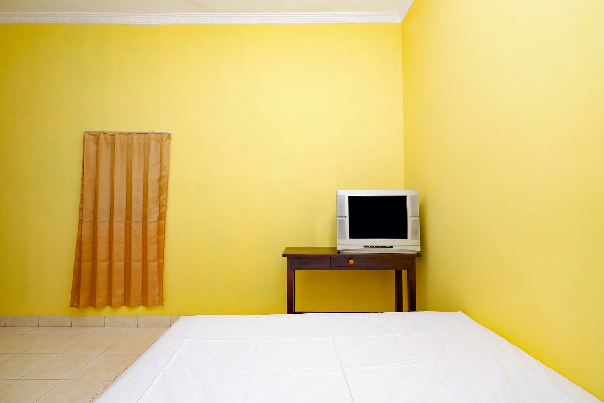 Hotel Spot On 2821 Griya Kawula Syariah Solo Esterno foto