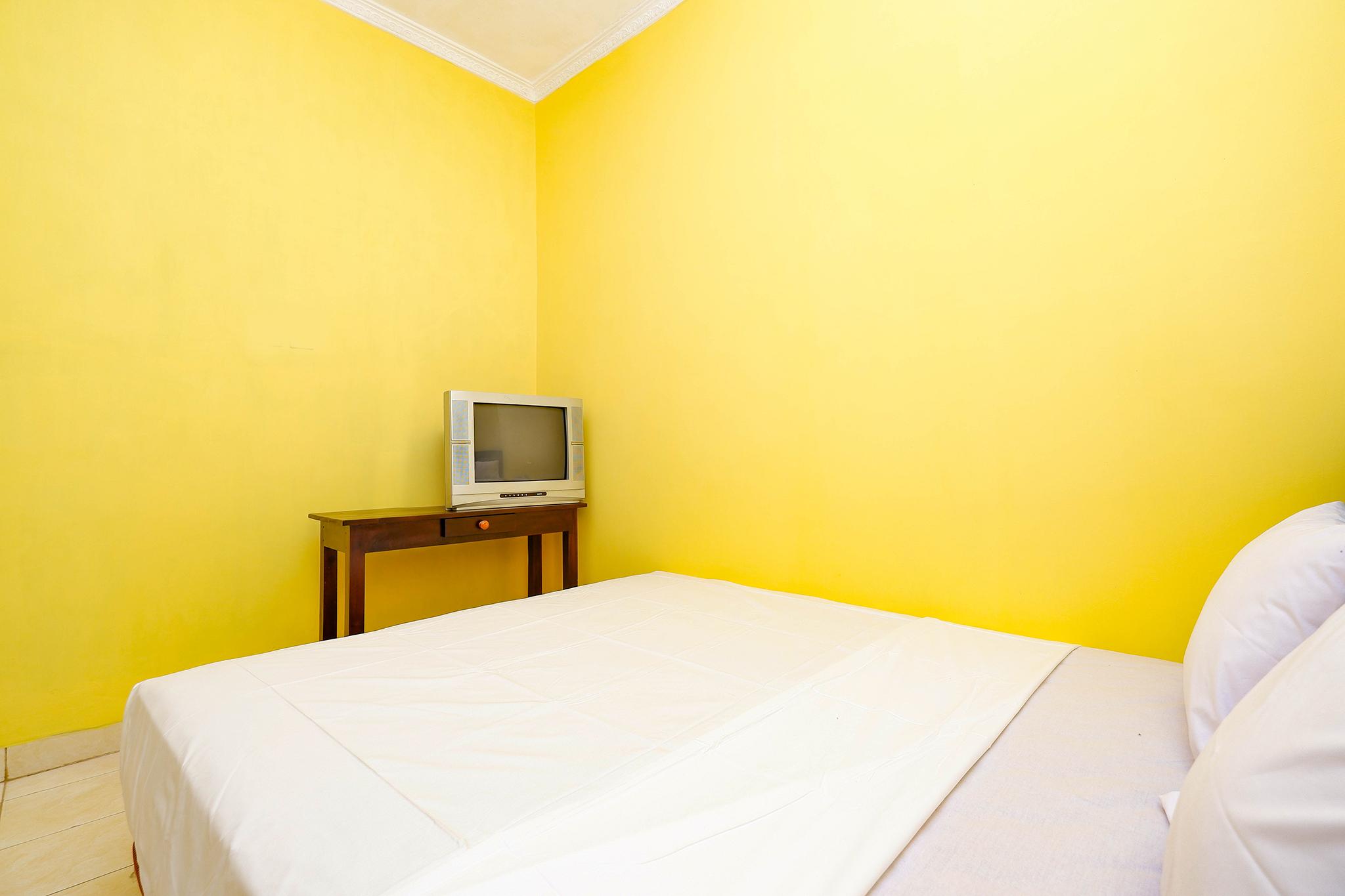 Hotel Spot On 2821 Griya Kawula Syariah Solo Esterno foto